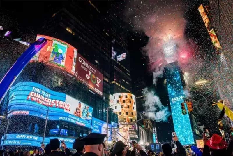 LED display in square